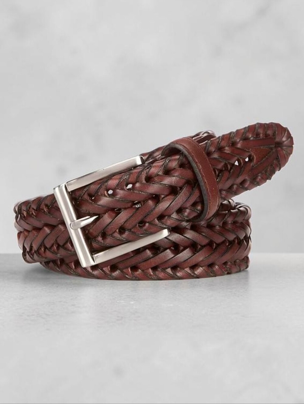 Roundtree & Yorke Woven Brown Leather Belt Classic Braided Design/Dillard's. 34.